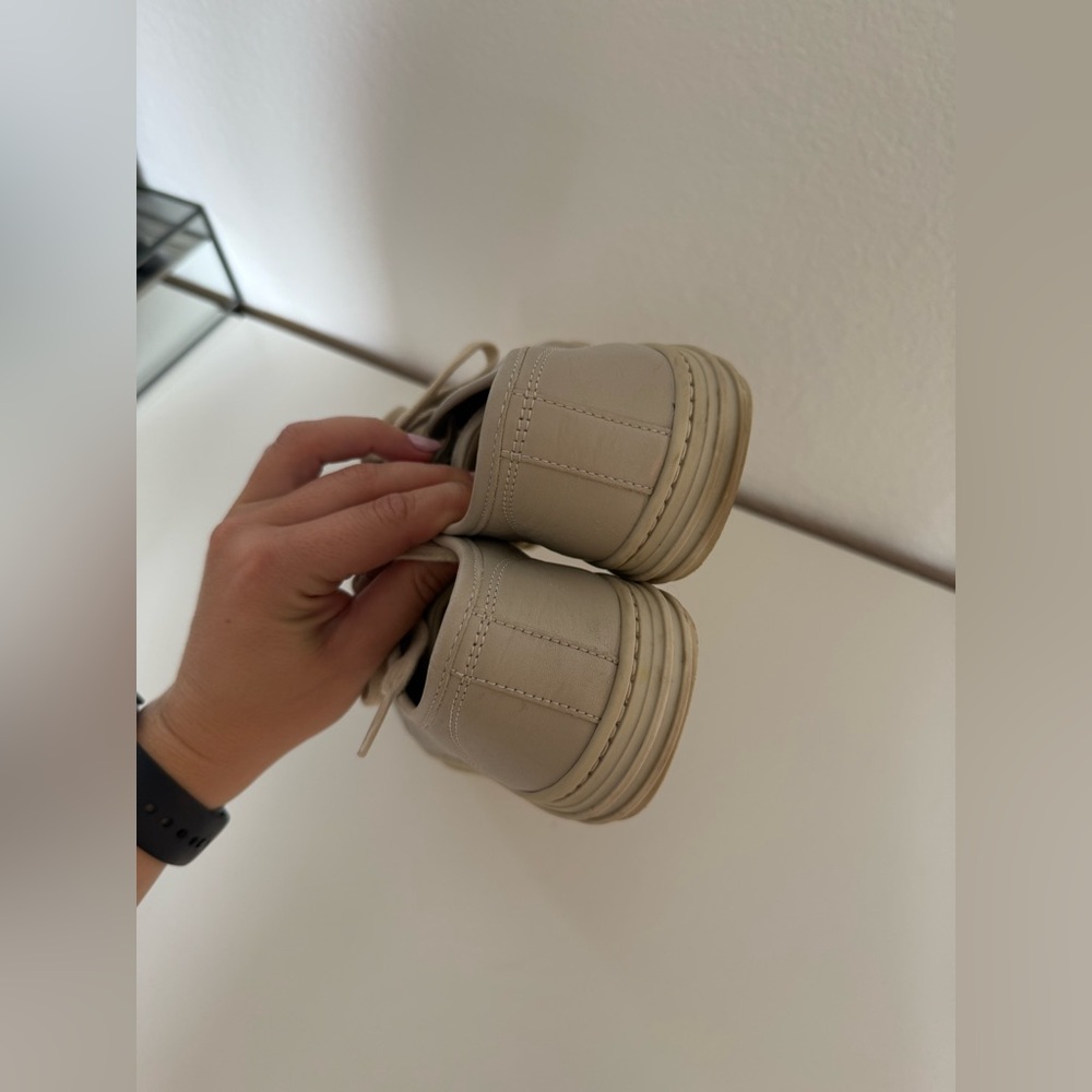 Gucci 100% genuine leather beige sneakers - Picture 5 of 5